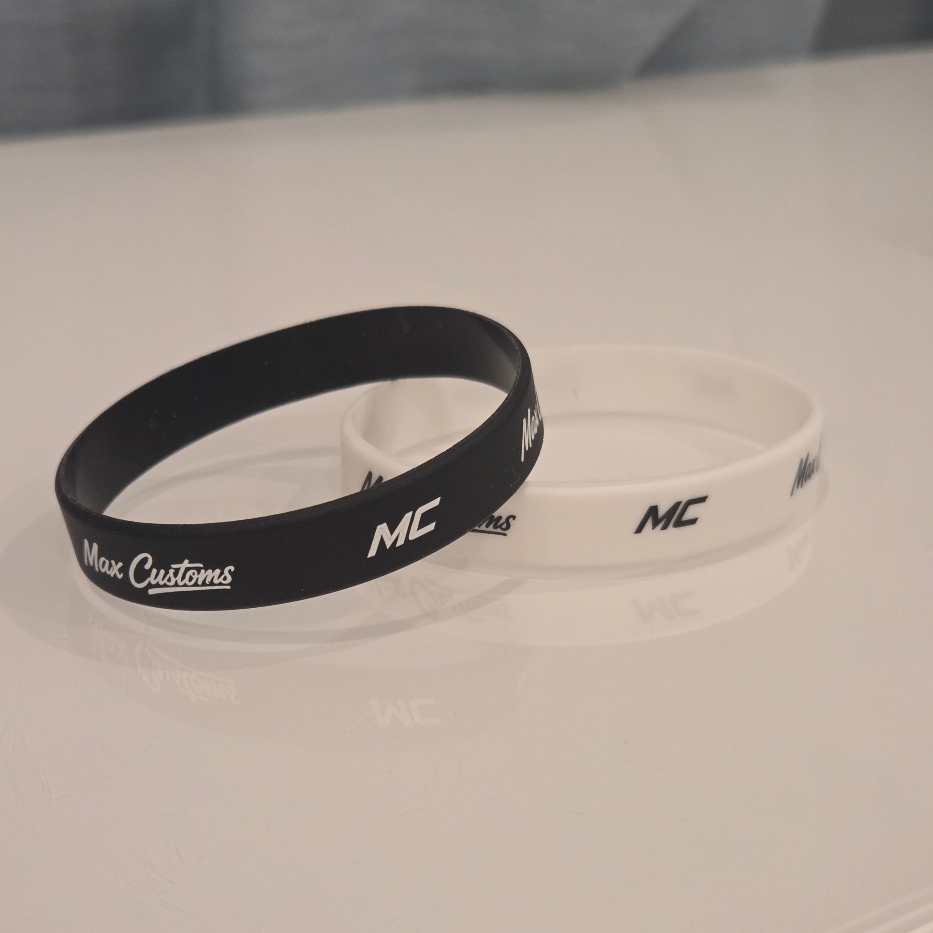 Max Customs Wristband/phone holder